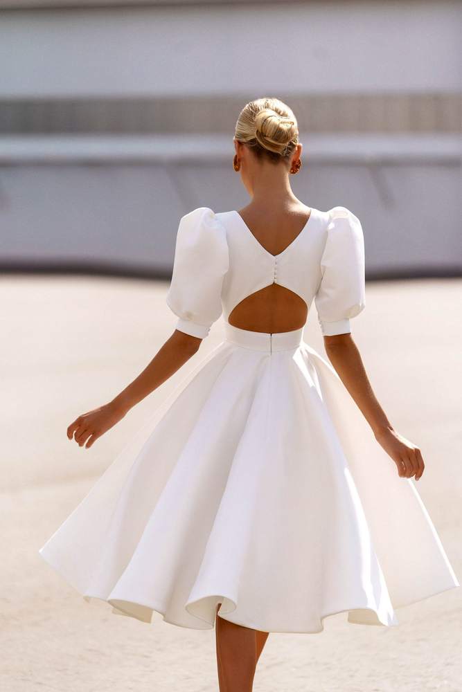 Elegant Satin A-Line Scoop Half Sleeves Wedding Dress