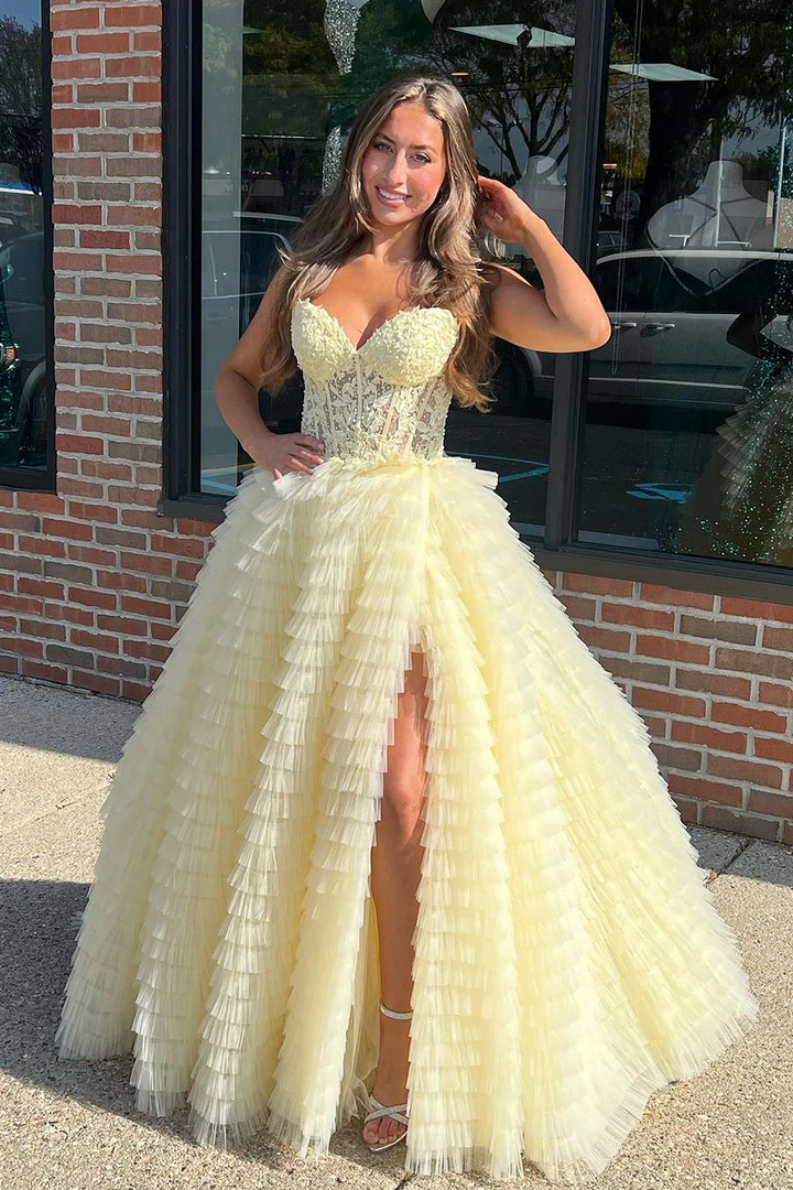 Elegant Tulle A-Line Sweetheart Appliques Tiered Long Party Prom Dress