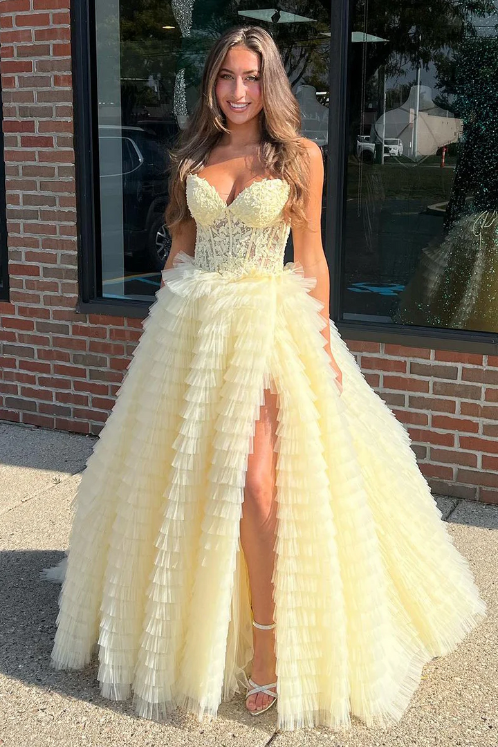 Elegant Tulle A-Line Sweetheart Appliques Tiered Long Party Prom Dress