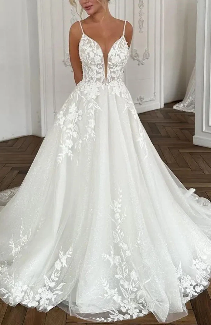 Elegant Tulle A-Line V-Neck Spaghetti Straps Lace Appliques Wedding Dress