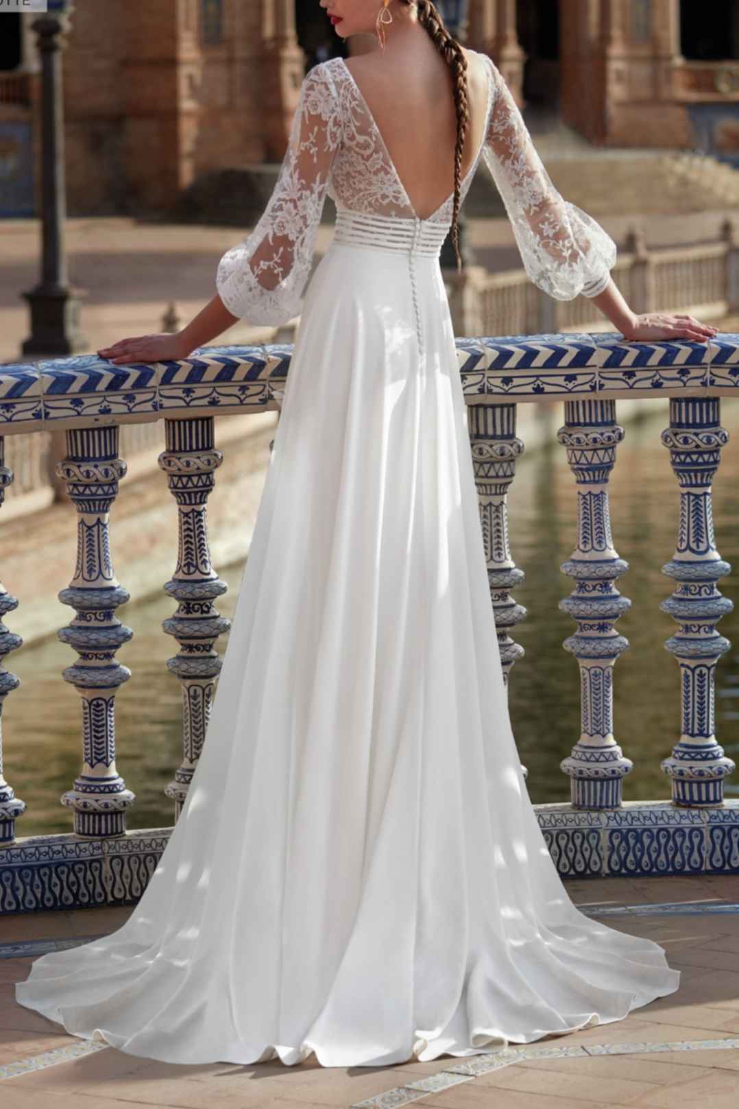 V-Neck Long Sleeves Chiffon A-Line Long Sleeves Wedding Dress