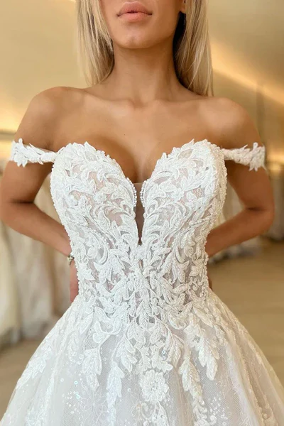 Lace Appliques Tulle A-Line Off-Shoulder With Train Wedding Dress