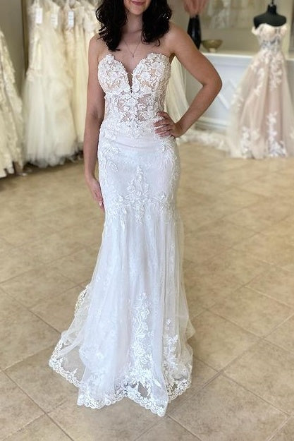 Trumpet Sweetheart Strapless Lace Wedding Dress With Train