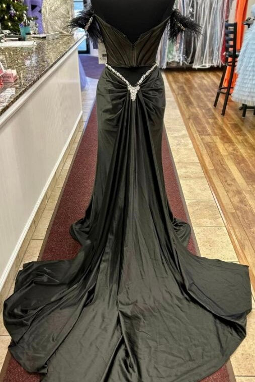 Mermaid Off-Shoulder Sleeveless Empire Prom Dress With Train