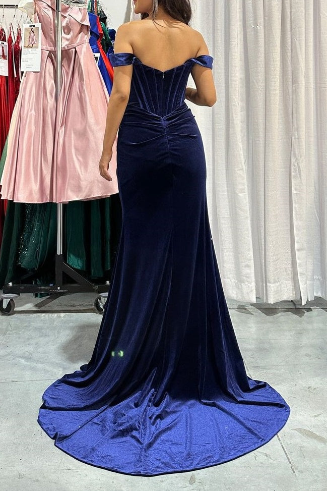 Off-Shoulder Mermaid Ruched With Slit Velvet Formal Dress