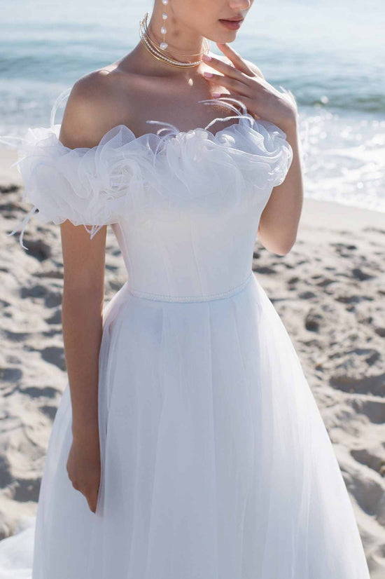 Off-Shoulder Tulle A-Line Sleeveless Empire Summer Wedding Dress