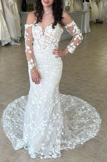 Sexy Fitted Off-Shoulder Wedding Dress With Train And Long Sleeves