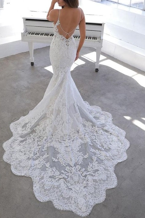 V-Neck Spaghetti Straps Open Back Lace Trumpet Wedding Dress