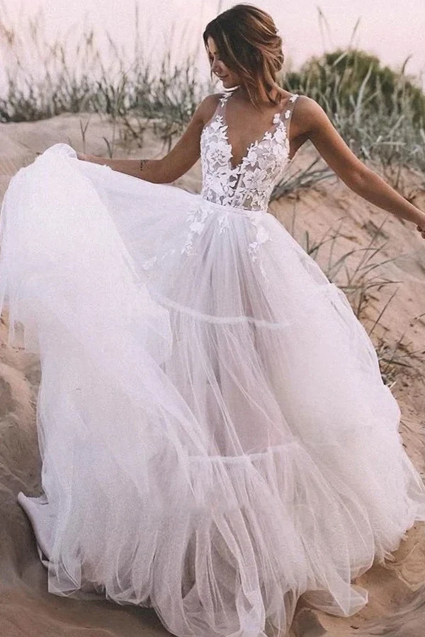 Sexy Tulle A-Line Sheer V-Neck Lace Appliques Beach Wedding Dress