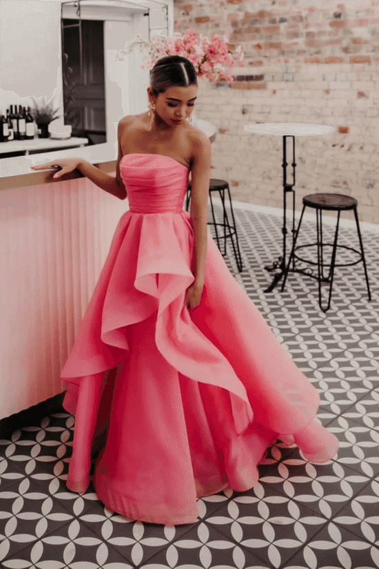 Sexy Tulle A-Line Strapless Empire With Train Prom Dress