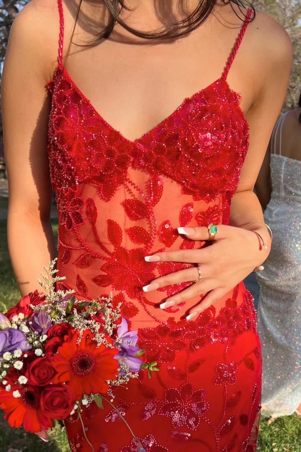 Sheer Empire V-Neck Sleeveless Lace Appliques Prom Dress