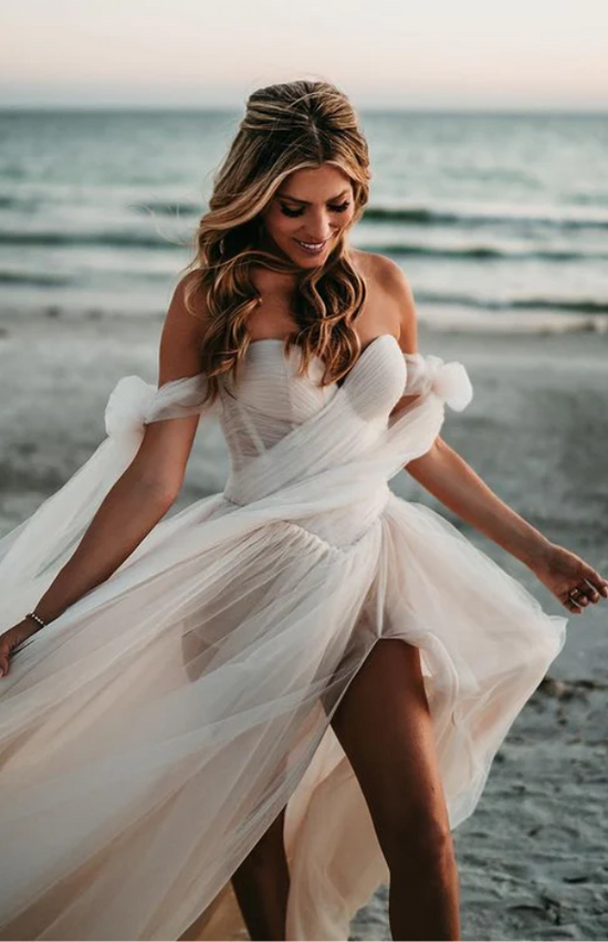 Sheer Tulle A-Line Sweetheart With High Slit Beach Wedding Dress Movousdress Sheer Tulle A-Line Sweetheart With High Slit Beach Wedding Dress Movousdress