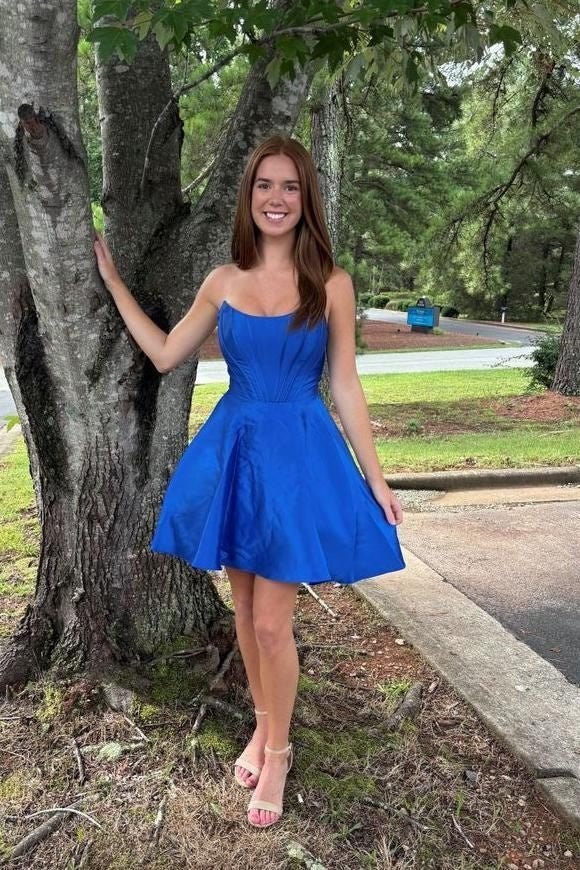 Simple Satin A-Line Bateau Strapless Homecoming Dress