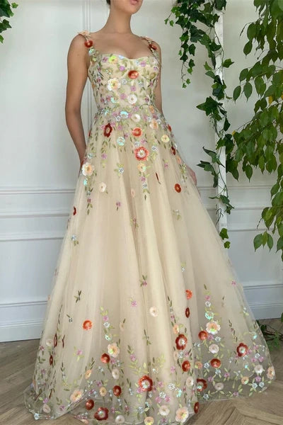 Spaghetti Straps Tulle A-Line 3D Floral Formal Prom Dress