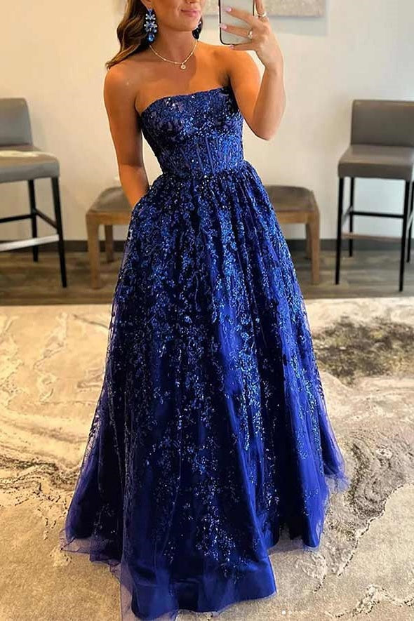 Strapless Sleeveless A-Line Formal Prom Dress With Appliques