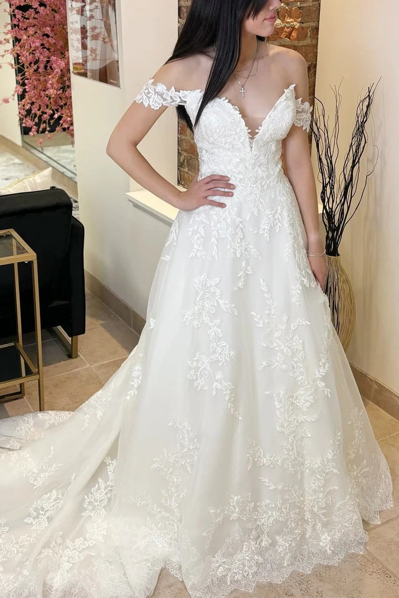 Sweetheart Off-Shoulder Tulle A-Line With Train Wedding Dress