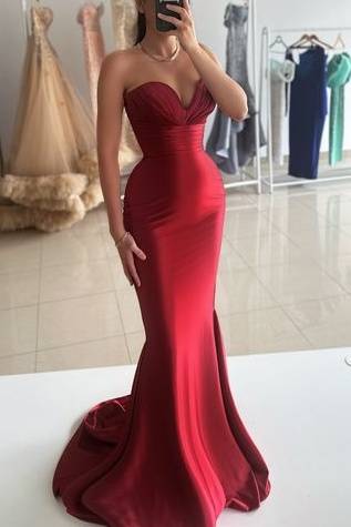 Sweetheart Sleeveless Empire Satin Trumpet Formal Dress With Train