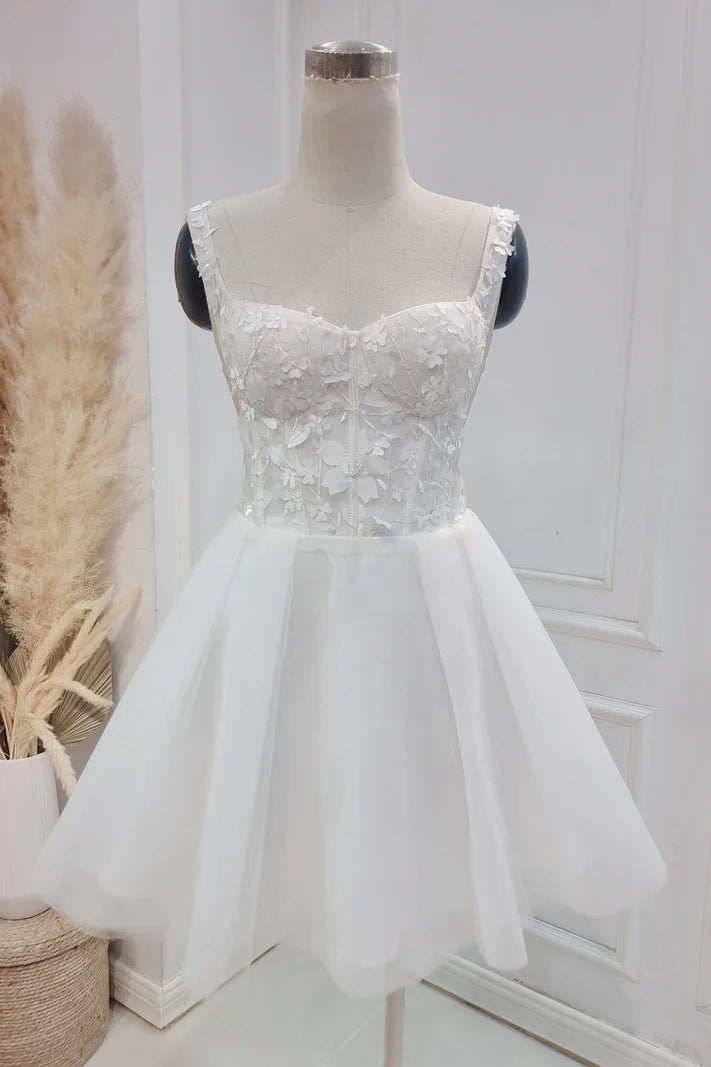 Sweetheart Floral Applqiues Open Back Short Wedding Dress