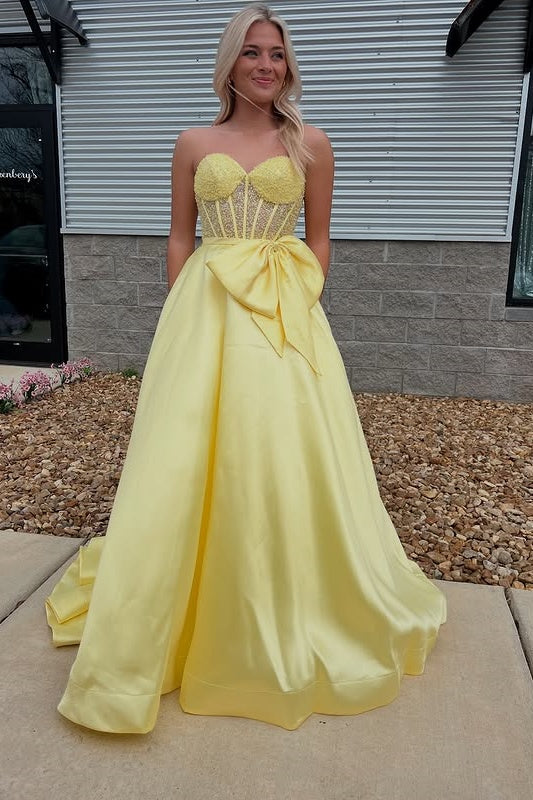 Sweetheart Strapless A-Line Beaded Prom Dress With Bow