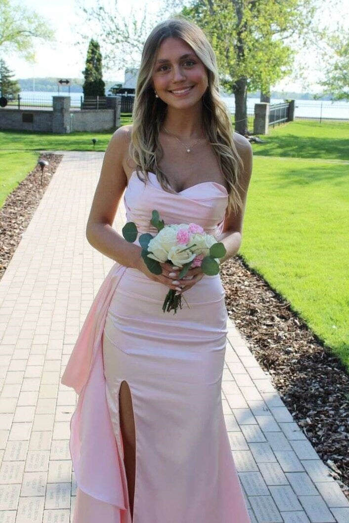 Sweetheart Strapless Satin Fitted Bridesmaid Dress With Train