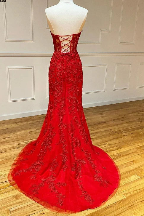 Trumpet Sweetheart Strapless Lace Appliques Prom Dress