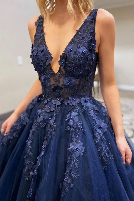 Tulle A-Line Low V-Neck Sleeveless Appliques Prom Dress