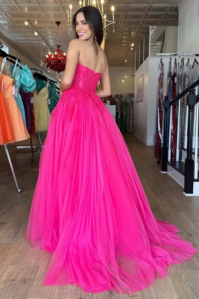 Tulle A-Line Sweetheart Strapless Appliques Long Prom Dress