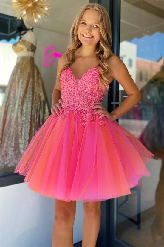 Tulle A-Line V-Neck Spaghetti Straps Appliques Homecoming Dress