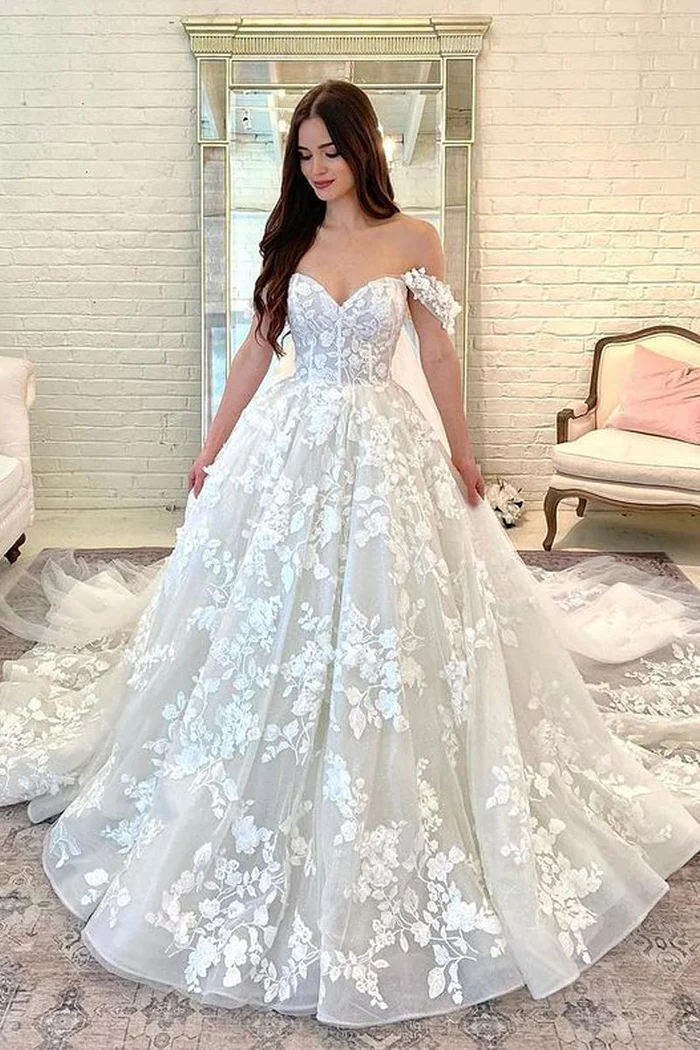 Tulle Lace Appliques A-Line Off-Shoulder With Train Wedding Dress