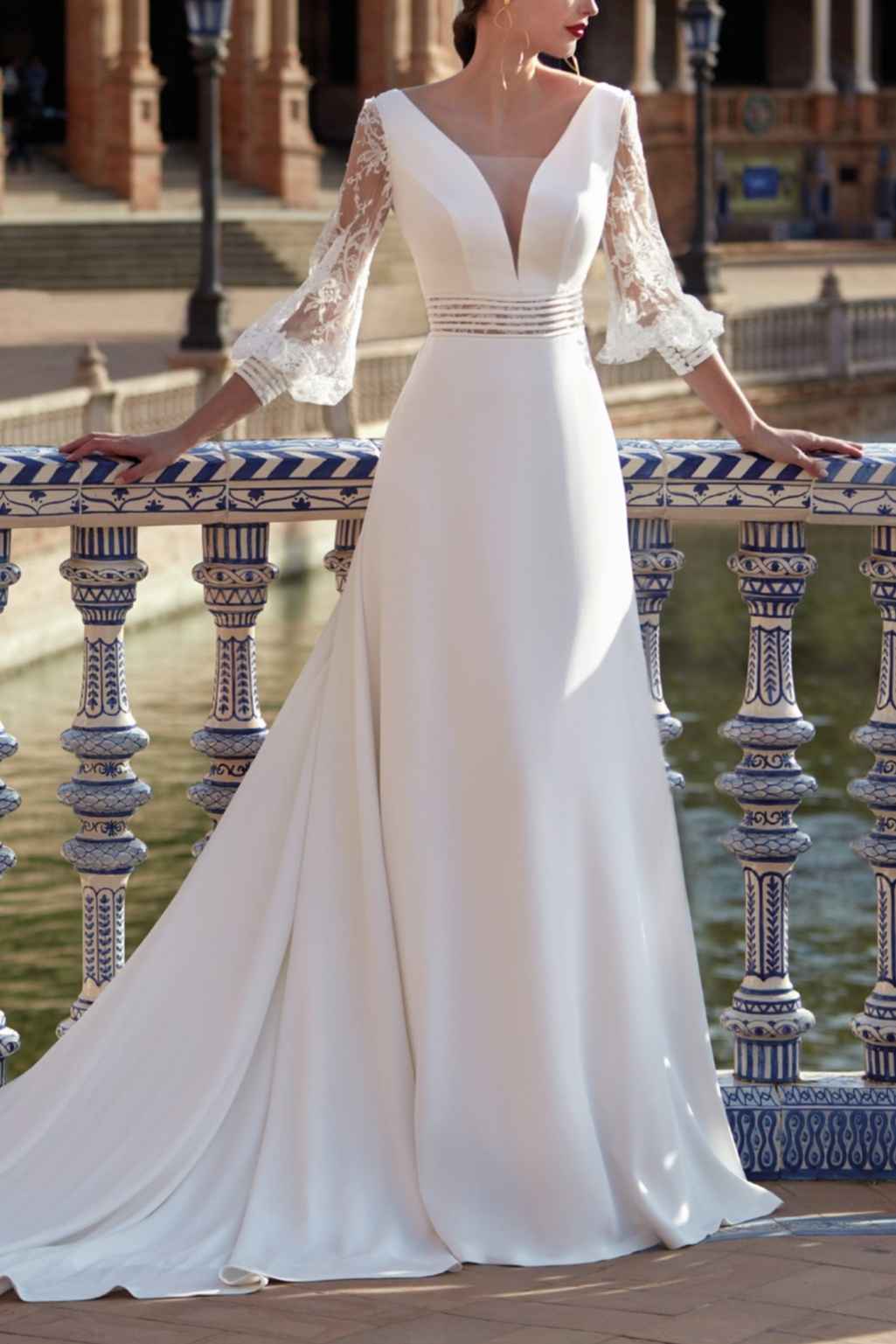 V-Neck Long Sleeves Chiffon A-Line Long Sleeves Wedding Dress