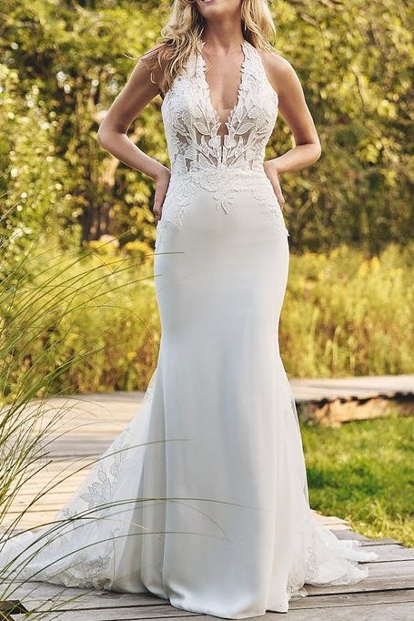 V-Neck Halter Open Back Lace Appliques Wedding Dress With Train