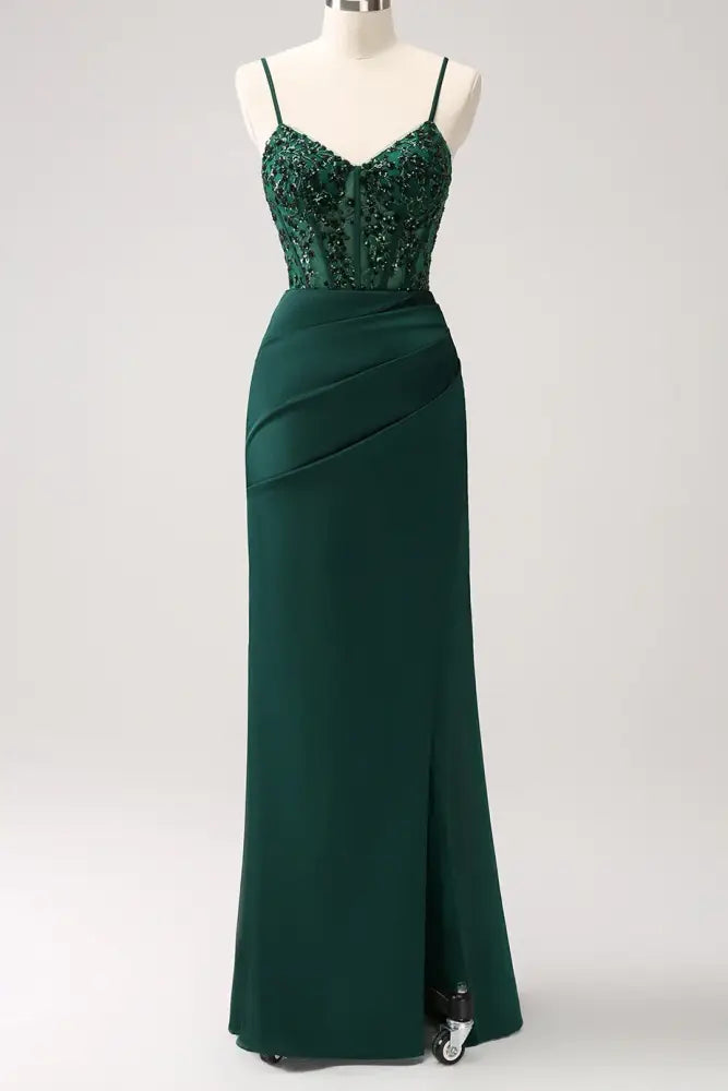 V-Neck Sleeveless Appliques Ruched Fitted Prom Dress