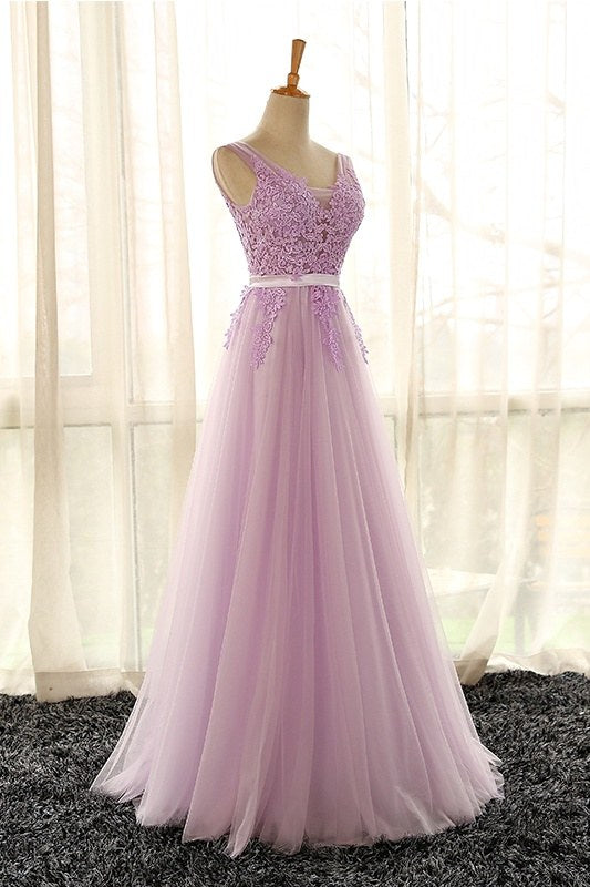 V-Neck Sleeveless Tulle A-Line Lace Appliques Bridesmaid Dress