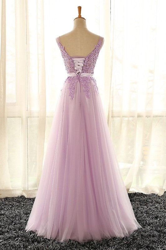 V-Neck Sleeveless Tulle A-Line Lace Appliques Bridesmaid Dress