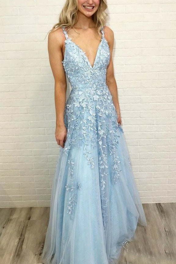 V-Neck Spaghetti Straps Lace Appliques Tulle A-Line Prom Dress