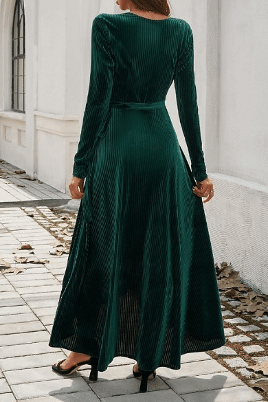 Velvet A-Line V-Neck Long Sleeves Empire Party Dress