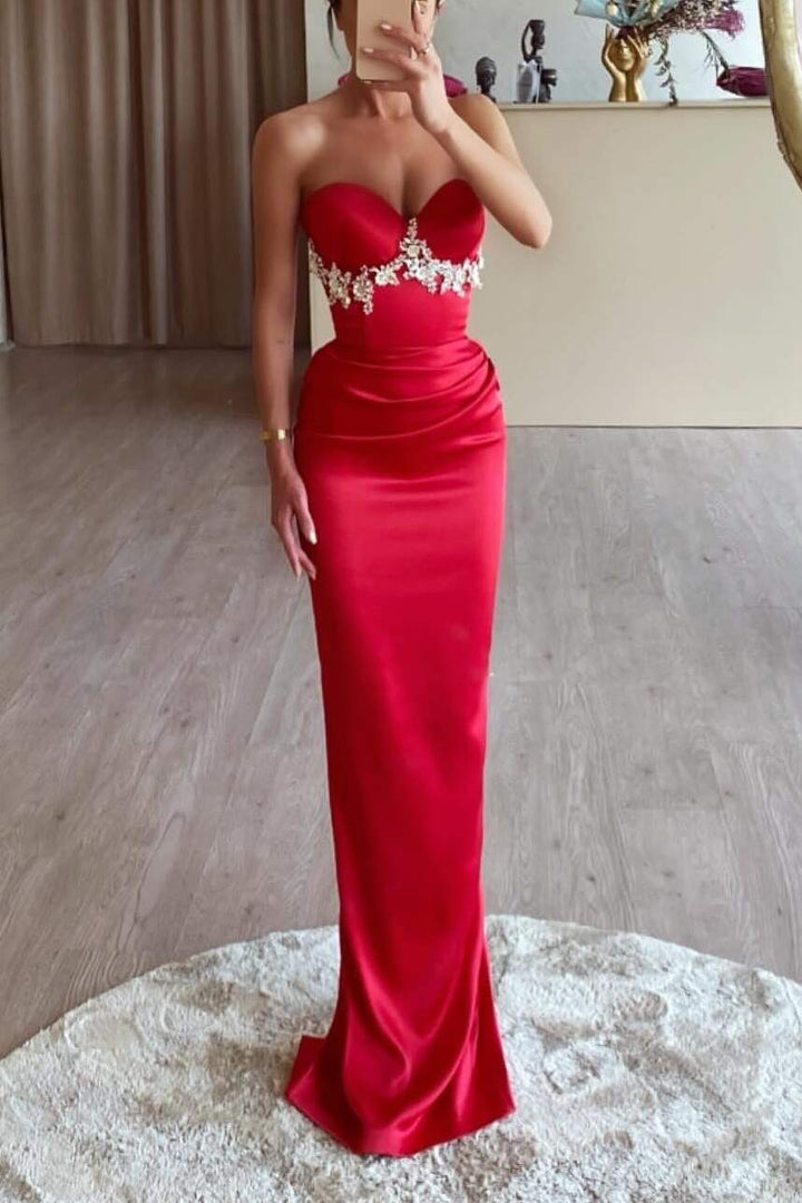 Sexy Satin Fitted Sweetheart Strapless Beaded Prom Dress