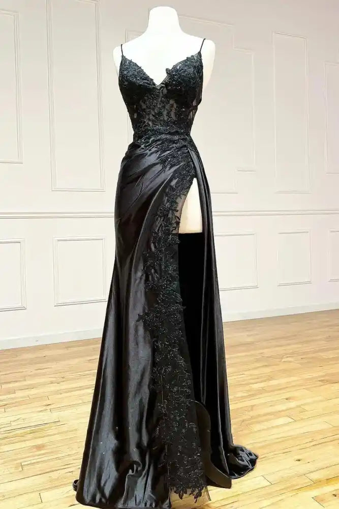 Chic Satin Fitted V-Neck Spaghetti Straps Lace Applique Prom Dress